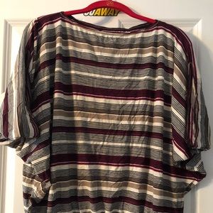 Women’s blouse. Small. Tan, Maroon and cream